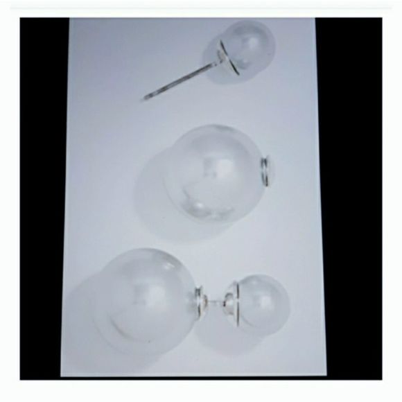 JOOMI LIM PEARLS REVERTED EARRINGS - Picture 3 of 3